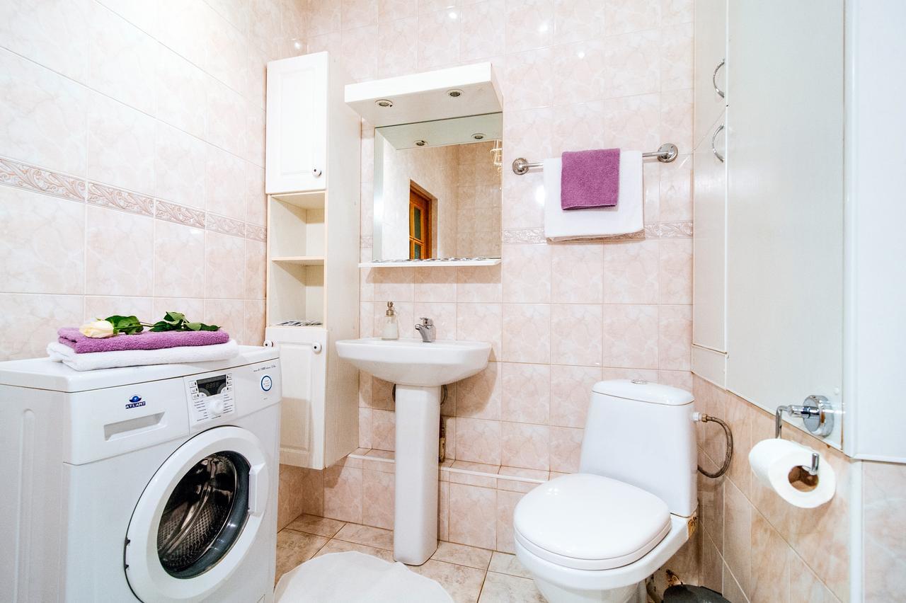 Guest House on Victory Square Minsk Extérieur photo